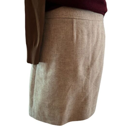 Jones New York Stone-Colored Wool Blend A-Line Skirt | Size 4 | EUC - Picture 4 of 8